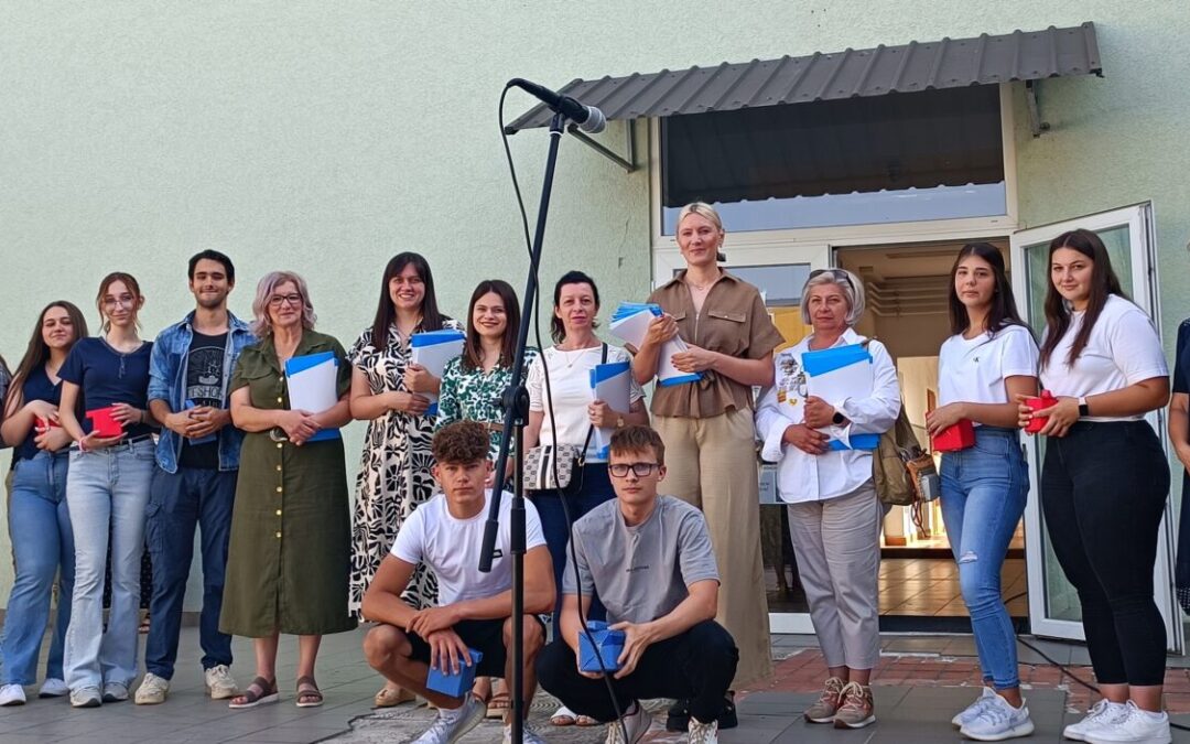 Maturalna večer i dodjela svjedodžbi