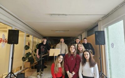 Božić u ritmu školskog benda