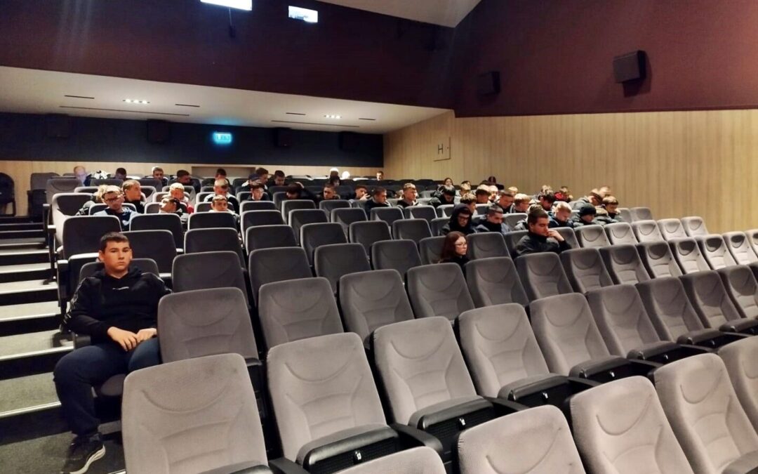 Film „260 dana“ – posjet kinu